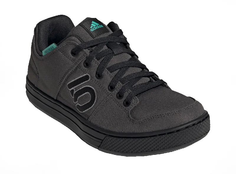 Five Ten Freerider Canvas Flat Pedal Shoe - DGH Solid Gray-Core Black-Gray Three - 2022