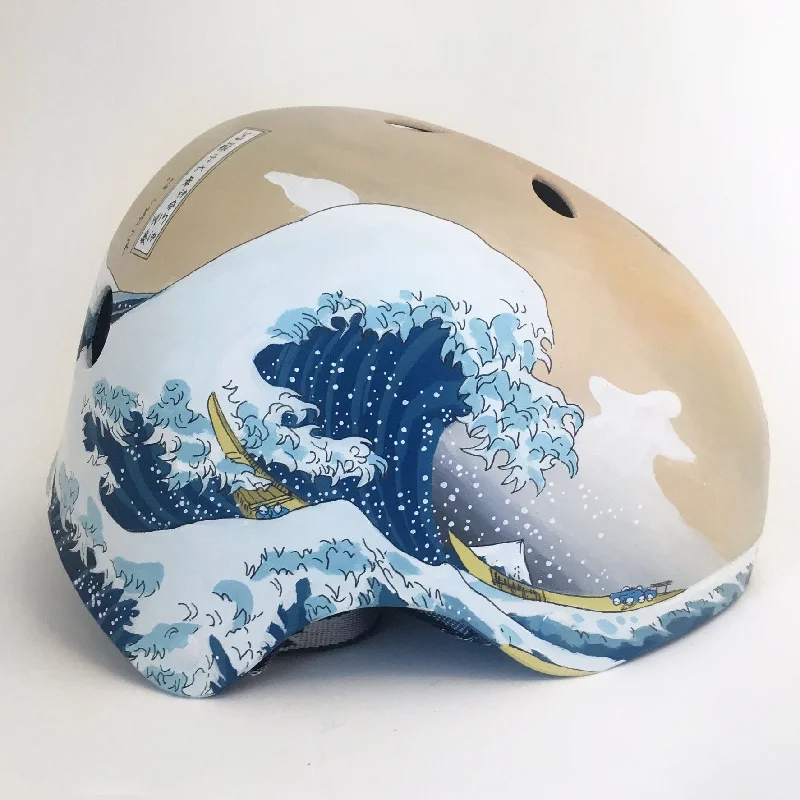 The Great Wave Bike Helmet