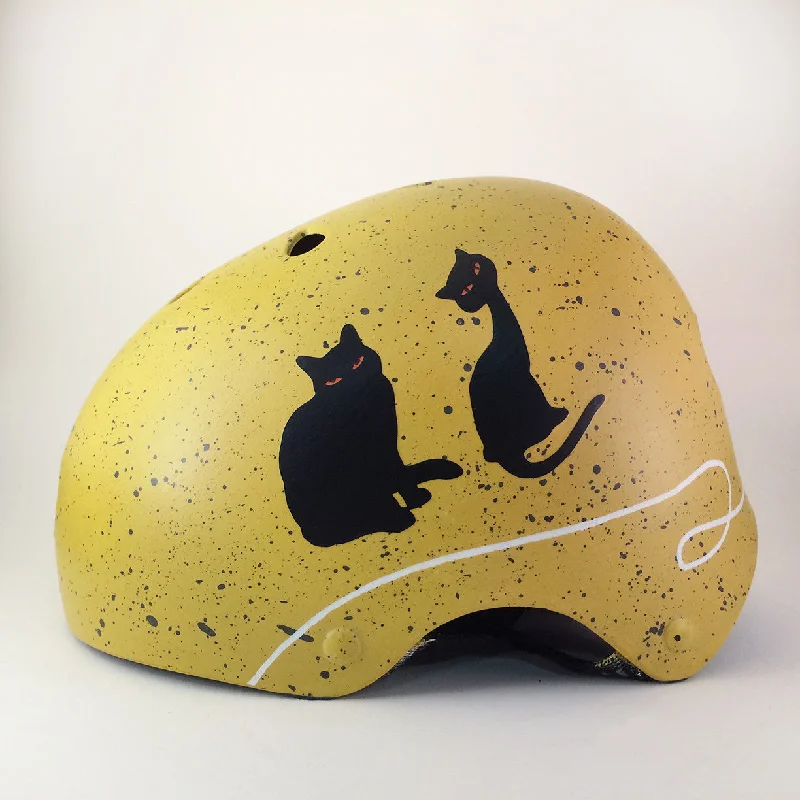 Cats with Yarn Bike Helmet